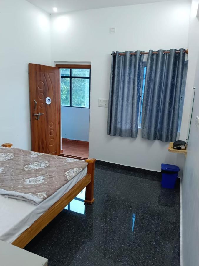 Ss Residency Hotel Māranhalli Kültér fotó